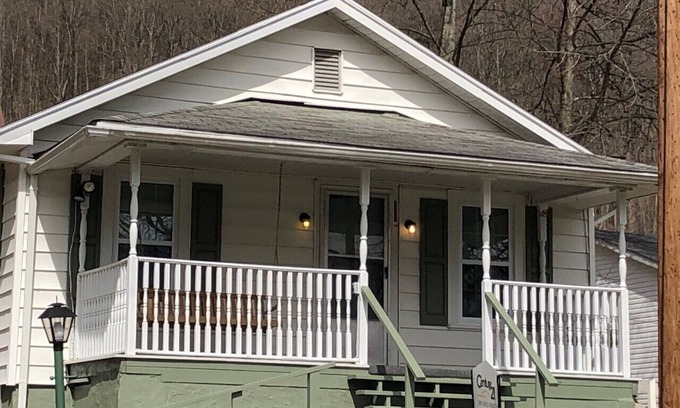 Ansted Casa | Hawks Nest Hideout