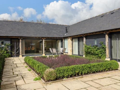 Chedworth Casa | Hawthorn Barn