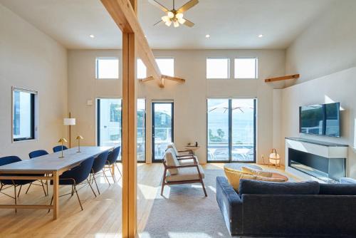 Yokosuka Casa | Hayama Ocean Villa - 南葉山 オーシャンヴィラ -