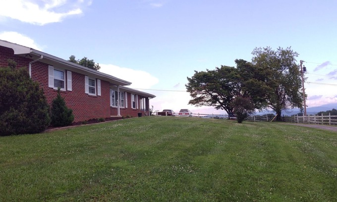 Lexington Casa | "HayDown" - Private 3-bedroom countryside house just outside lovely Lexington