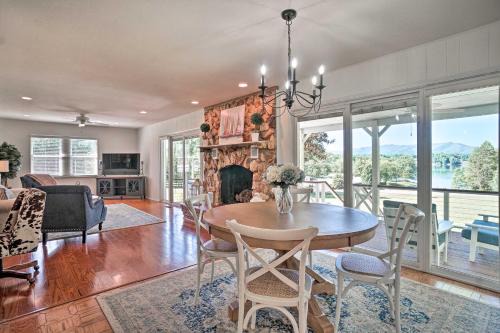 Hayesville Casa | Hayesville Lake Getaway with Balcony and Mtn Views!