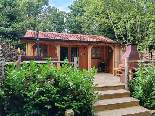 Hythe Cabina | Hayne Barn Estate - 6 Luxury Lodges with private hot-tubs- 1 studio-loft without hot-tub