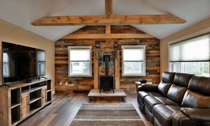 Hayward Casa | Hayward - 5 Bedroom, sleeps 10
