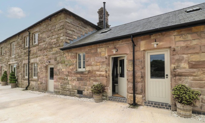 Crich Casa | HAZEL COTTAGE - FOLD YARDS, family friendly in Alderwasley