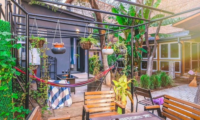 Chugureti Cabina | HB apartments Aghmashenebeli III