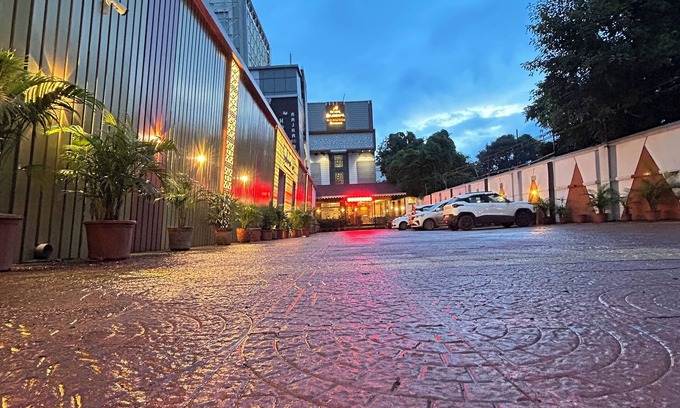 Deoghar Hotel | Hotel Rajkamal