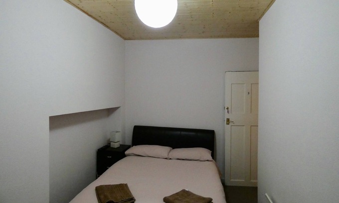 Abercwmboi Casa | Habitación HBH-Rose para Bike Park Wales & Brecons