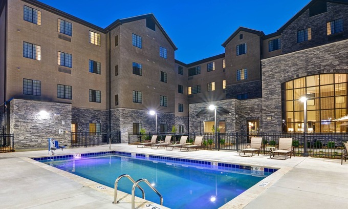Mount Juliet Condominio | Audiencia Suite Accesible | Desayuno complementario, piscina al aire libre de temporada + gimnasio
