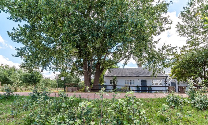 Greyton Casa | Hearnshaw Cottage, prime spot in village