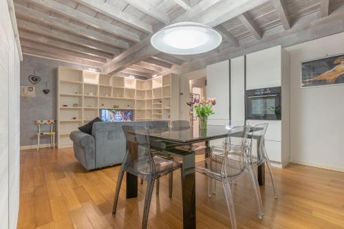 Ferrara Historic Centre Apartamento | Heart of Ferrara's History Apartment