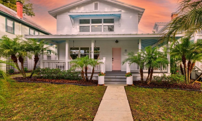 Mount Dora Apartamento | Heart of Mount Dora Historic District, Walk Everywhere, UPSTAIRS Apartment Suite