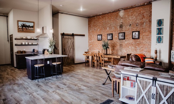 Pendleton Casa | ★Heart of Pendleton★Downtown LUXURY & LOCATION★