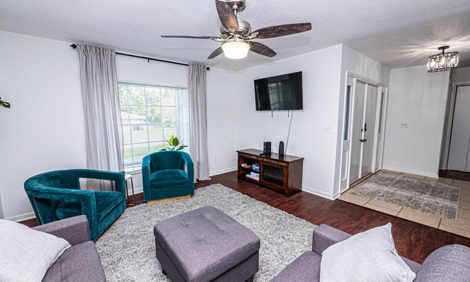 Lakeland Casa | Heart of South Lakeland in adorable neighborhood!