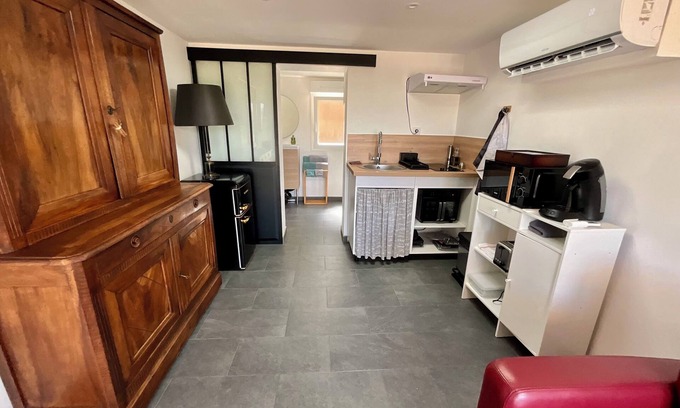 Alata Apartamento | Heated pool 4X8 5-seater Jacuzzi