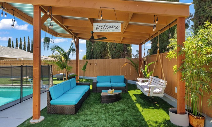 Tierrasanta Casa | Heated Pool+Gazebo+Private suit. Up to 16 guests!
