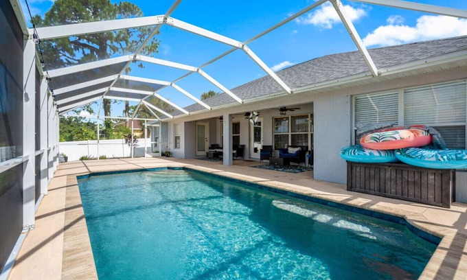 North Port Casa | Heated Pool! Lanai, 4 BR