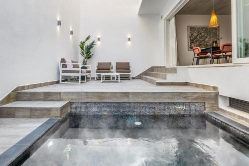 St. Andrew's Apartamento | Heated Pool Luxury in Pembroke St Julians