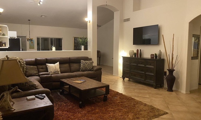 Parke Place Casa | Heated Pool! Pet Friendly and no pet fee!! Electric vehicle charger in garage.