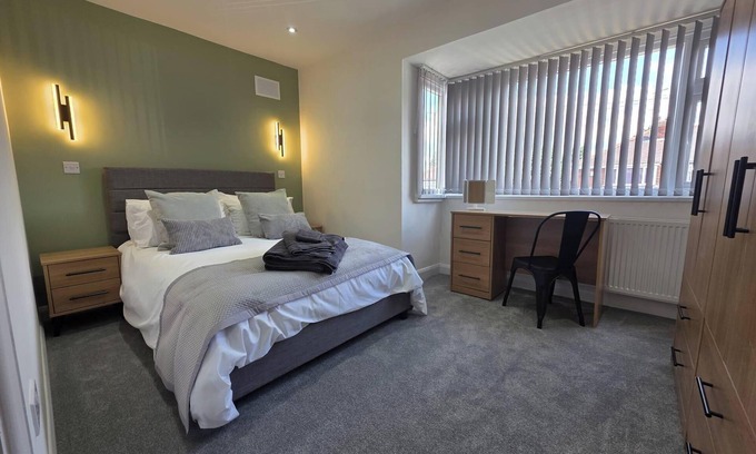 Beeston Casa | Heath Rise Retreat in Leeds