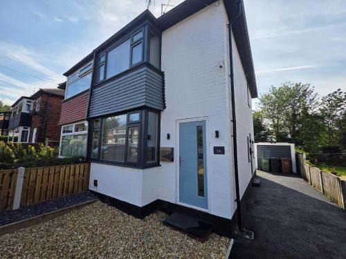 Beeston Casa | Heath Rise Retreat in Leeds