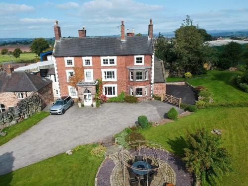 Leek Casa | Heath View