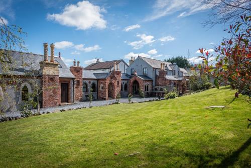 Ballynahinch Cama Y Desayuno | Heathfield Hall, Hillsborough - The Reflectory