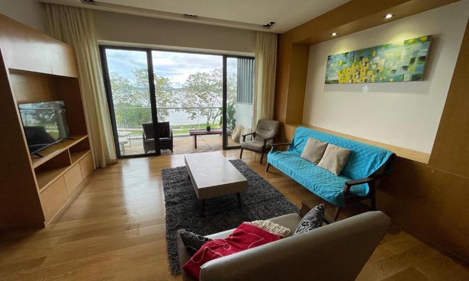 Likas Apartamento | Heaven in the City 2 beachfront condo