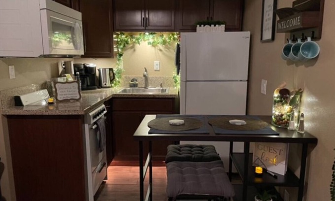 Home Gardens Apartamento | Heavenly Hideaway in the ♥️ of Corona