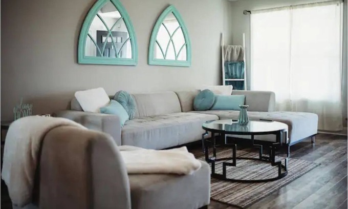 Clarksville Casa | HeavenScent Relaxation Home + Fire pit Area