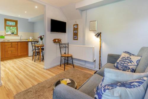 Parkmill Casa | Hedgeway Gower