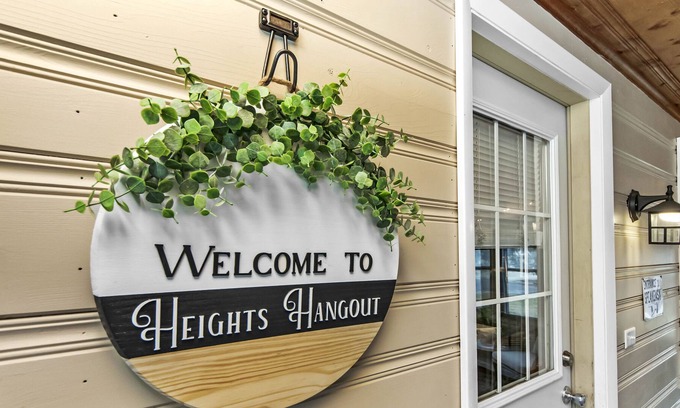 Peoria Heights Cabaña | Heights Hangout-stay in the heart of Peoria Heights!