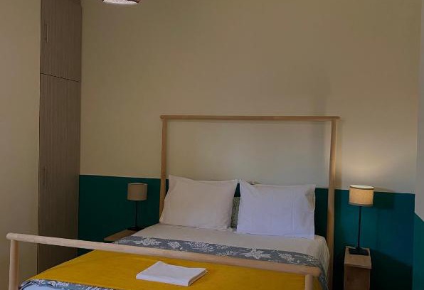 Kropia Apartamento | Helen's cozy studio (close to the airport)