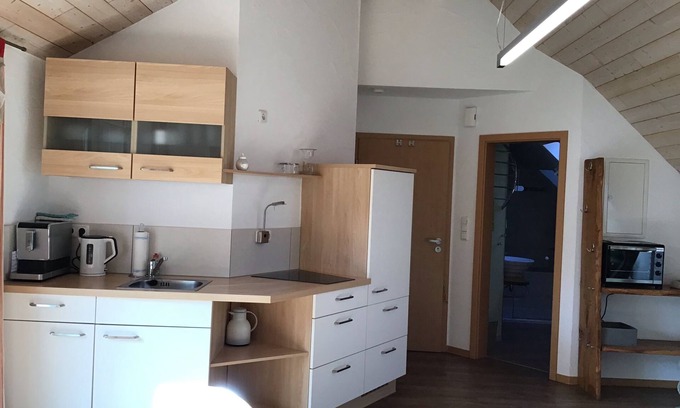 Sandberg Apartamento | Helle Ferienwohnung für bis zu Vier Personen mit Südbalkon