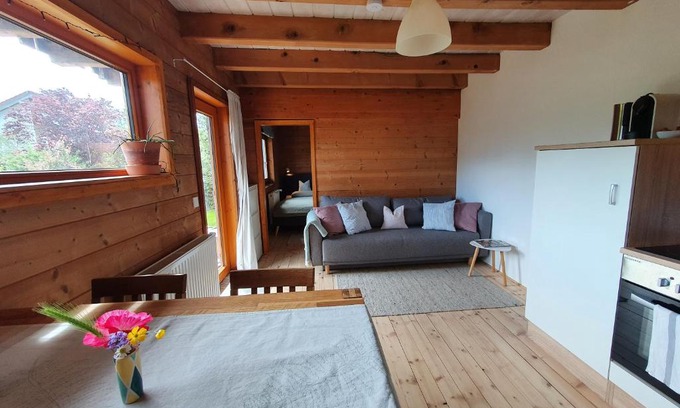 Rudow Apartamento | Helle und idyllische 2 Zimmer Wohnung am Rande von Berlin