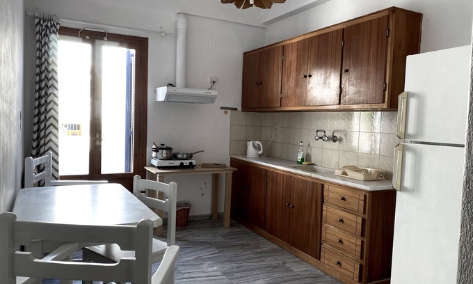 Paros Hotel | Helliniko Studios - Adults Only