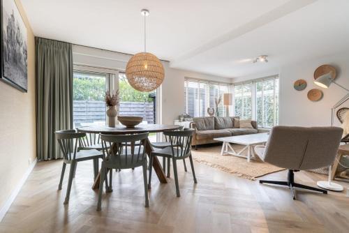 Groot Valkenisse Casa | Hello Zeeland - Vakantiewoning Beach Lodge Zilt