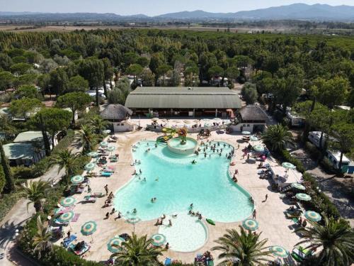 Marina di Bibbona Otro | Helloocamp