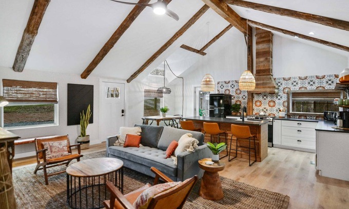Roswell Casa | Hembree Hollow~ a cheerful home with boho vibes!