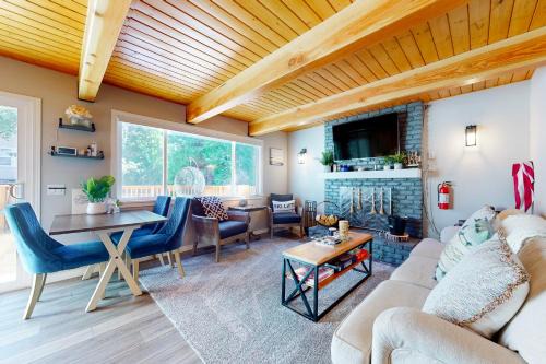 Cedar Glen Casa | Hemlock Haven