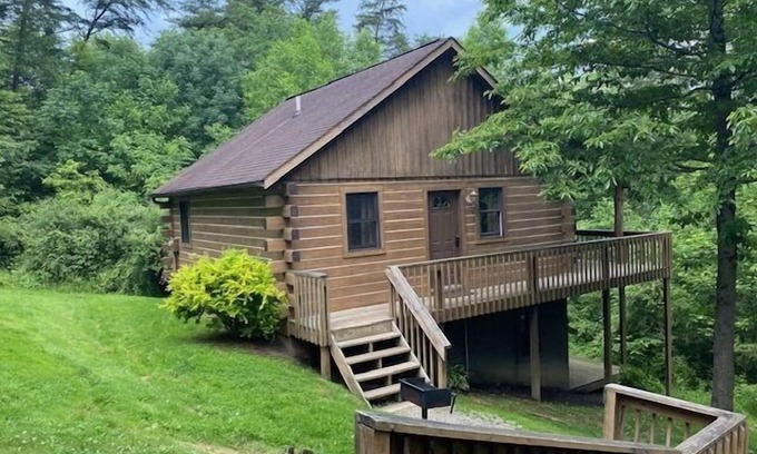 Logan Cabina | Hemlock | Hocking Hills