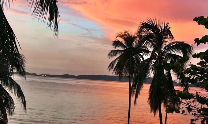 Lecheria Apartamento | Hemoso apto con acceso privado a la playa🏝🏖