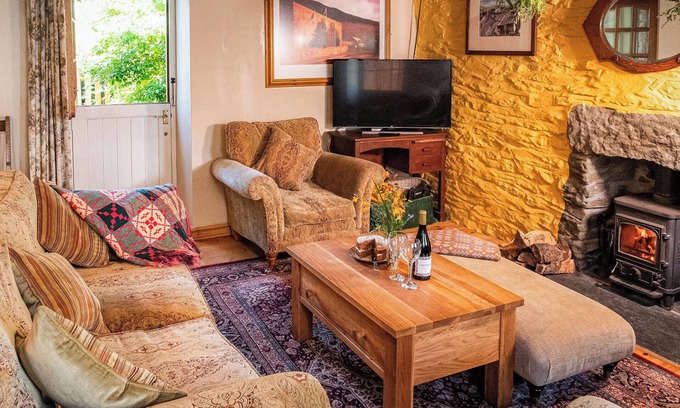 Tregaron Cabaña | Hen Efail - Old Smithy