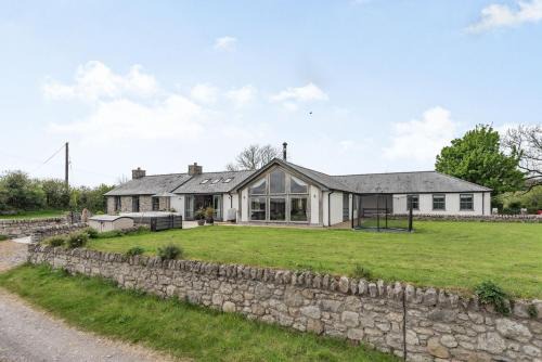 Llangefni Casa | Hen Hafod