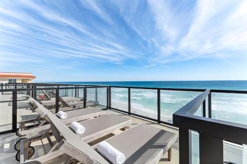Crystal Beach Casa | Henderson Beach Villa #4- Six on the Beach