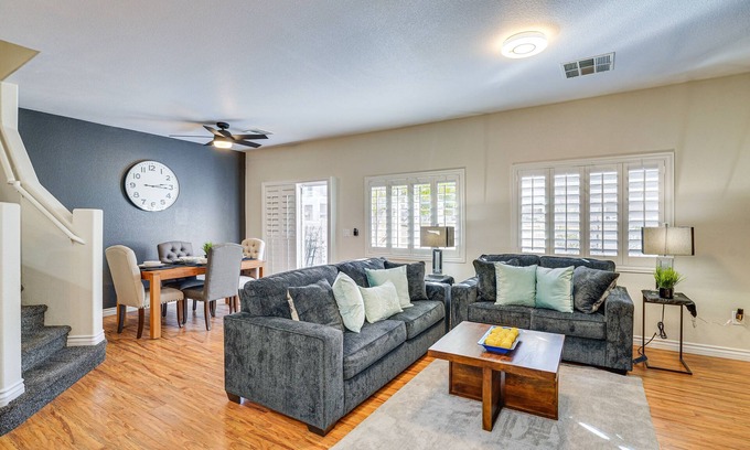 Gibson Springs Casa | Henderson Retreat ~ 14 Mi to The Las Vegas Strip!