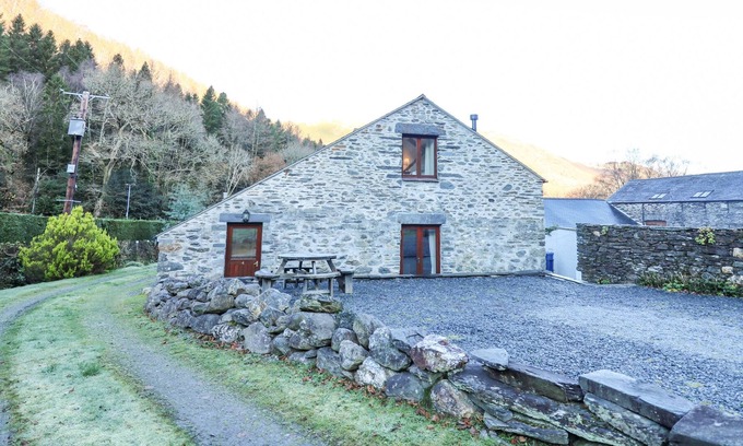 Abergynolwyn Casa | Hendre Bach Granero, ABERGYNOLWYN