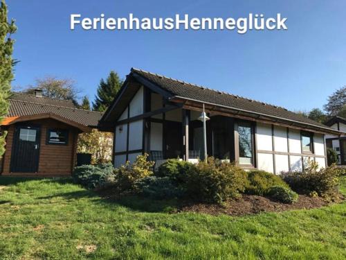 Feriendorf Hennesee Casa | Henneglück mit Fernblick!