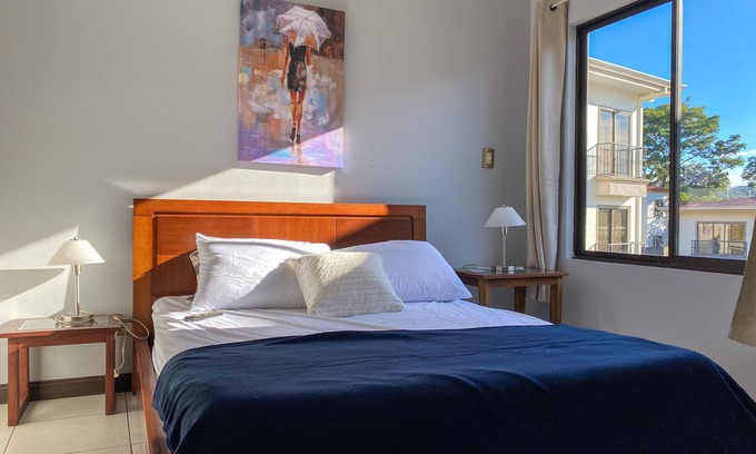 Heredia Apartamento | * HEREDIA * | CERCA: AEROPUERTO Y CENTRO DE CONVENCIONES | 2B APT | BALCON BONITO