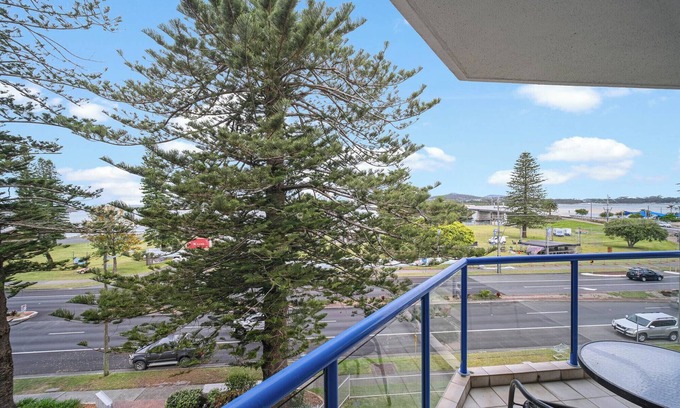 Tuncurry Apartamento | Heritage 402 Sunny Ocean and Lake Views