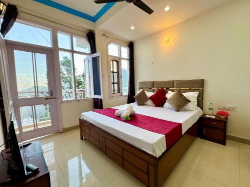 Kasauli Apartamento | Heritage house by BawaStay kasauli
